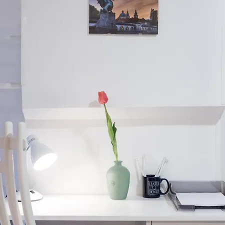 아파트 Stylish With Castle View & Free Parking *