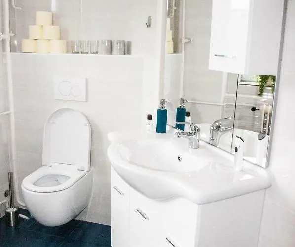 Stylish With Castle View & Free Parking