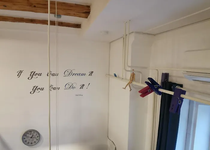 Stylish With Castle View & Free Parking